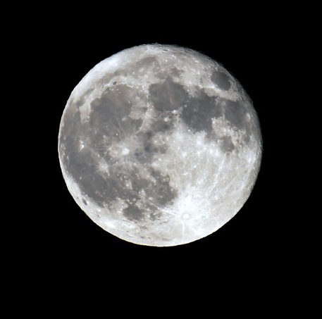File:Moon.jpg