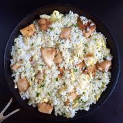 Small pieces of chicken mixed with rice