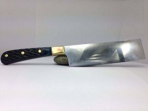 Chalef with Blue Bone Handle, image courtesy of Laevi Sussman, JewishKnives.com